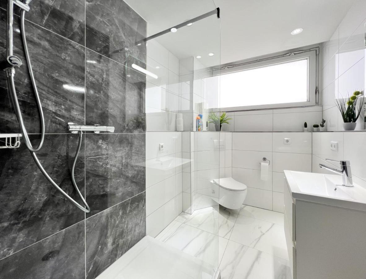 Modernes Apartment Mit Stil In City Lage Karlsruhe Exterior photo