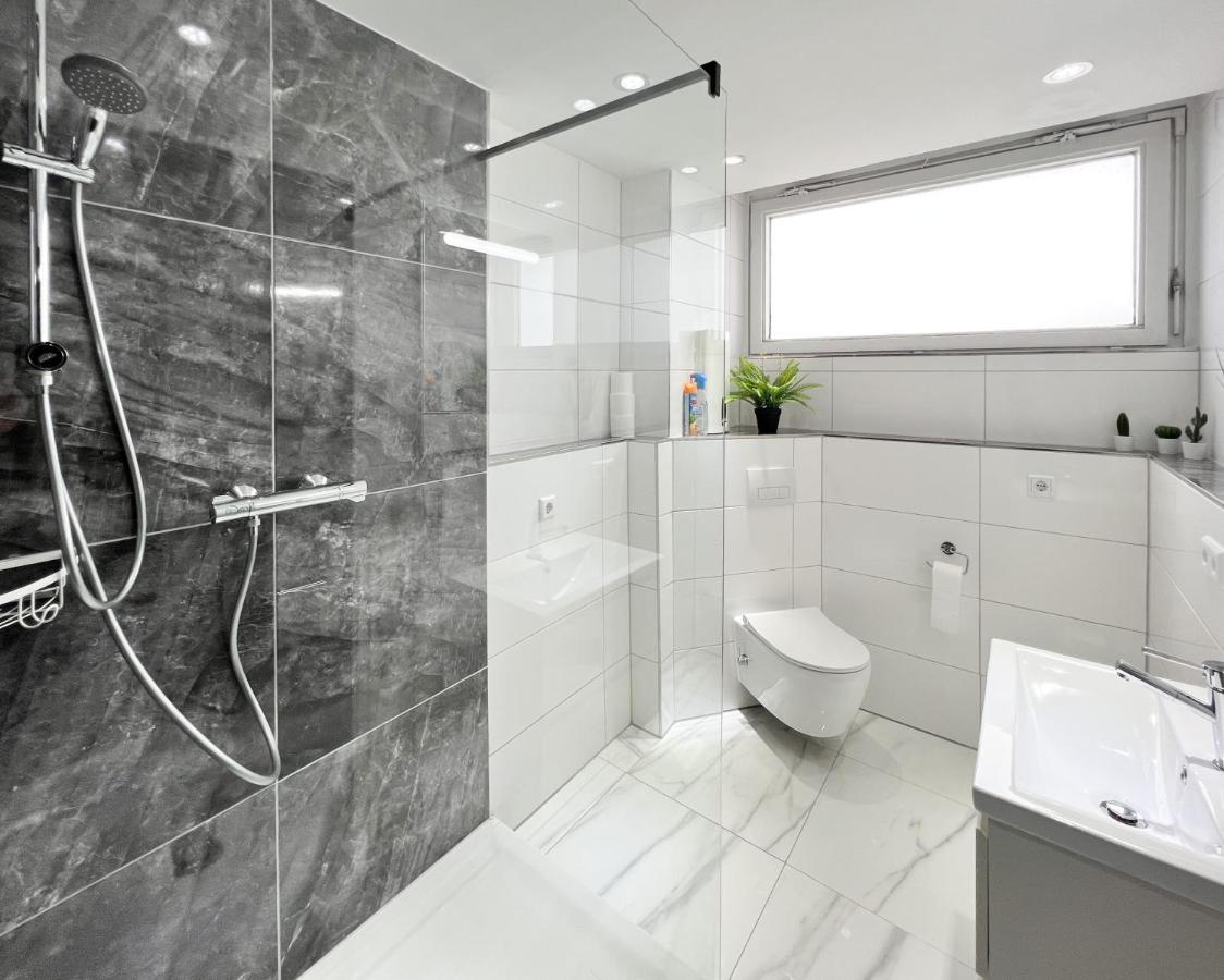 Modernes Apartment Mit Stil In City Lage Karlsruhe Exterior photo